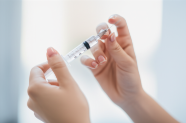 牛奶針功效解析從緊緻拉提到毛孔粗大的全面美容療法